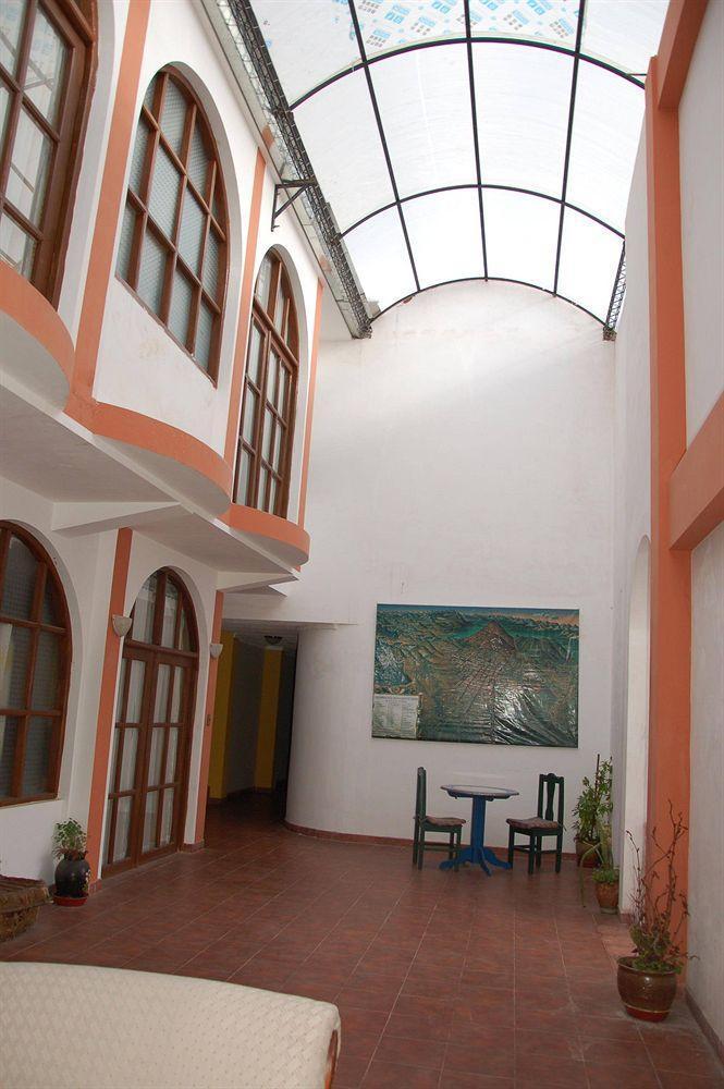 Tukos La Casa Real Hotel 3*