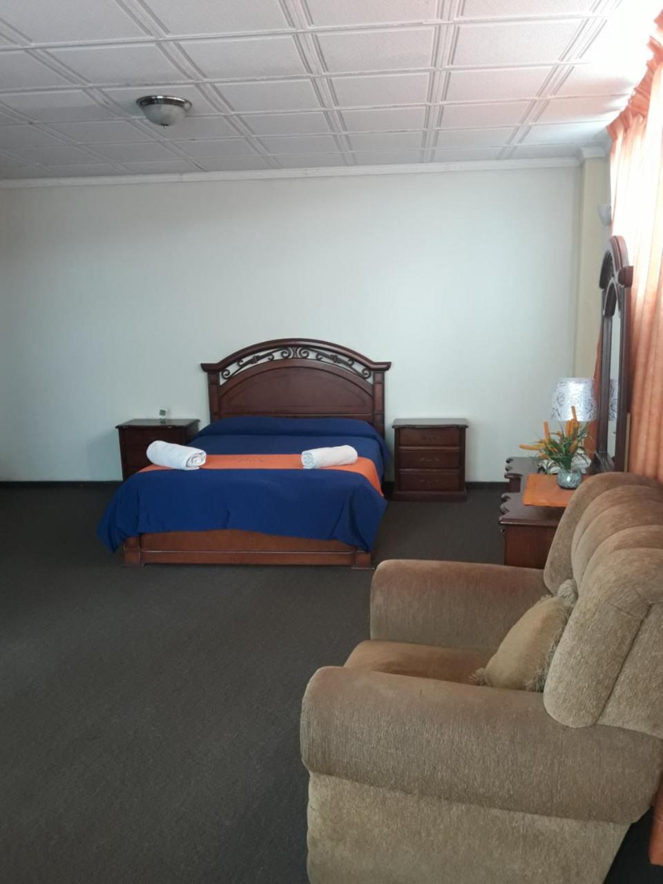 Tukos La Casa Real Hotel 3*